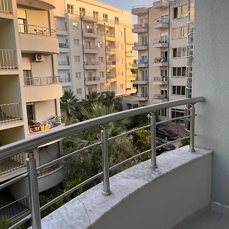 Beautiful Beachside Apartment
